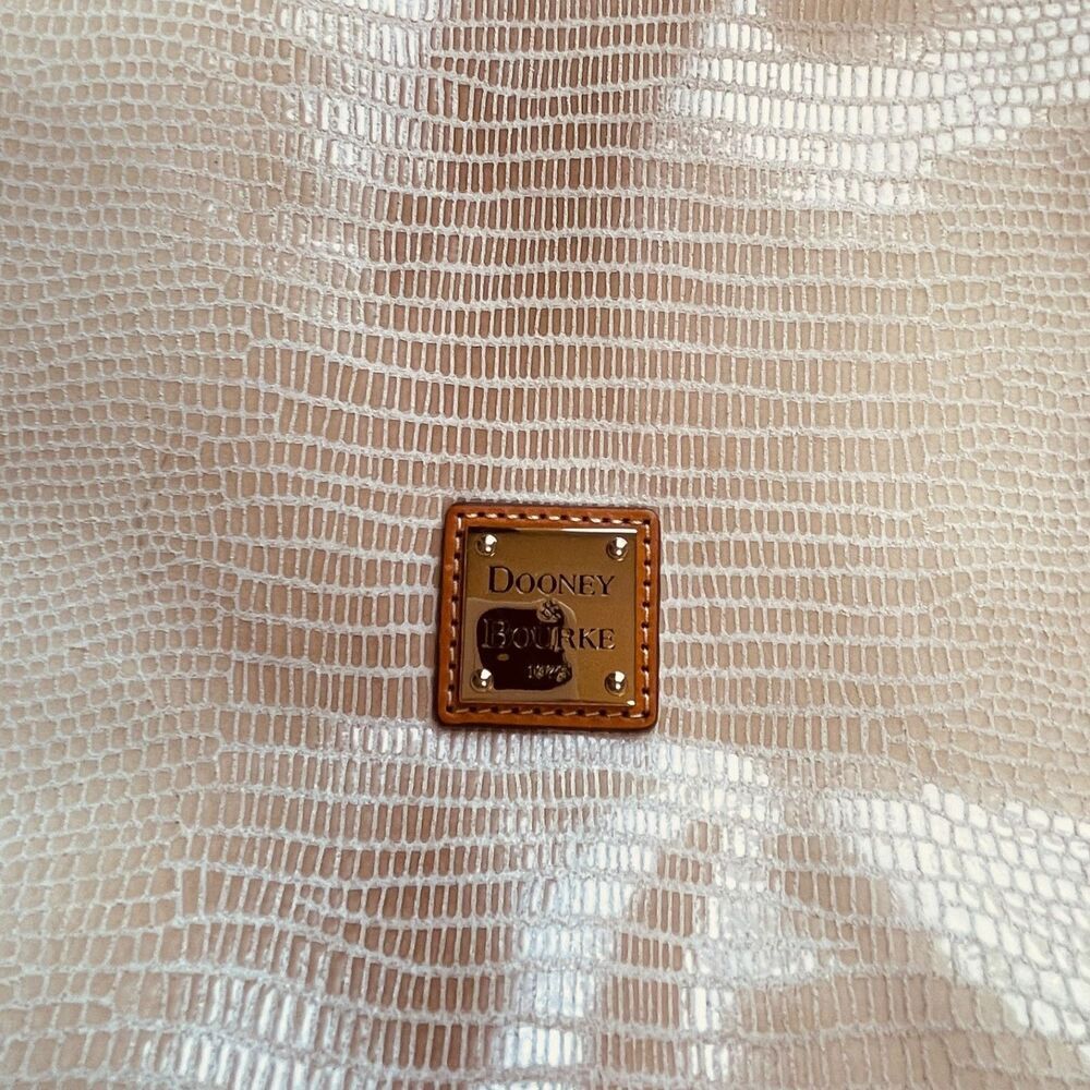 Dooney & Bourke Tallulah Medium Shoulder Sac Handbag Purse - Picture 5 of 14